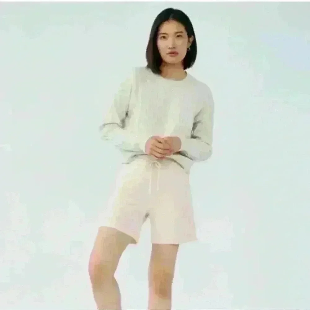 NWT Aritzia The Group BABATON Highlight Shorts Merino Wool Size Medium